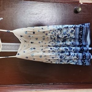 Backless dress (sweetheart dress)